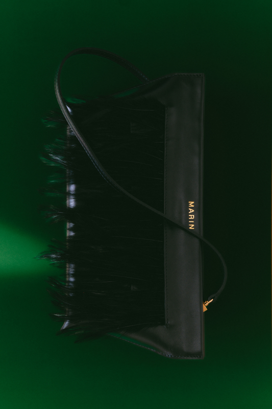 Cartera María Negra con Plumas