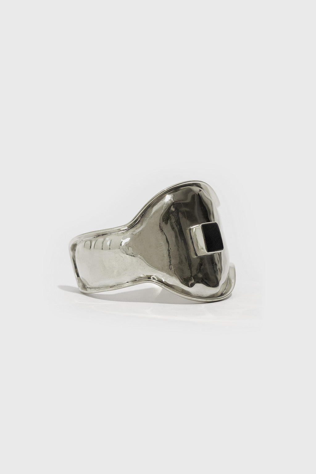 Brazalete de Alpaca y Ébano