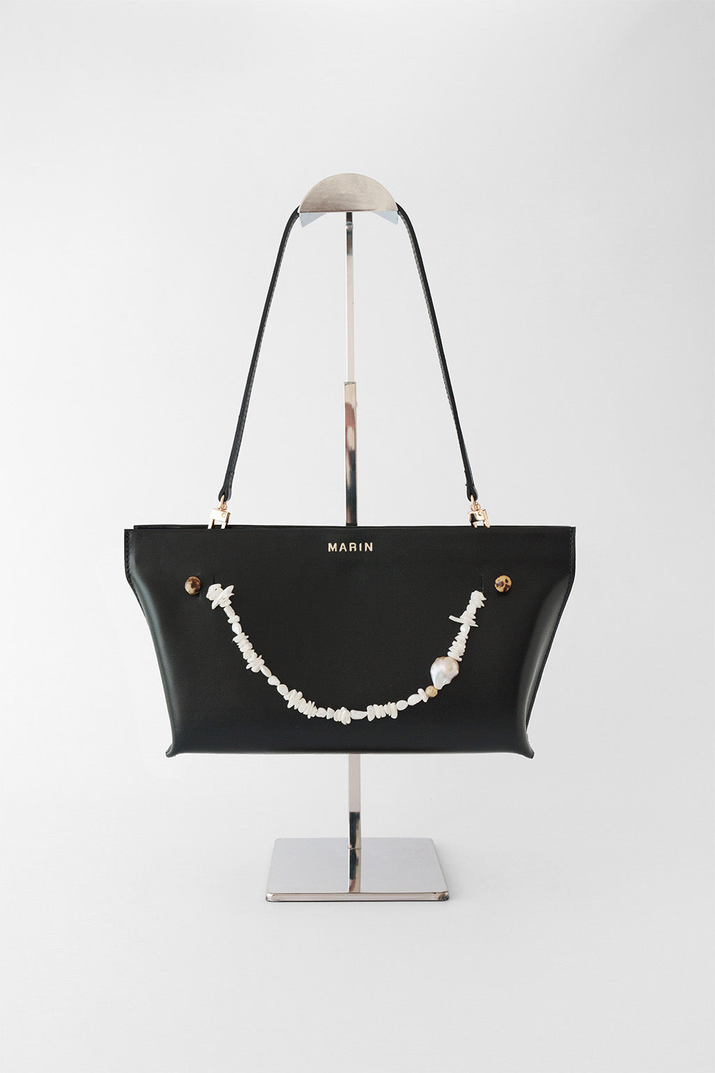 Cartera María Negra con Perlas (Edición Especial)