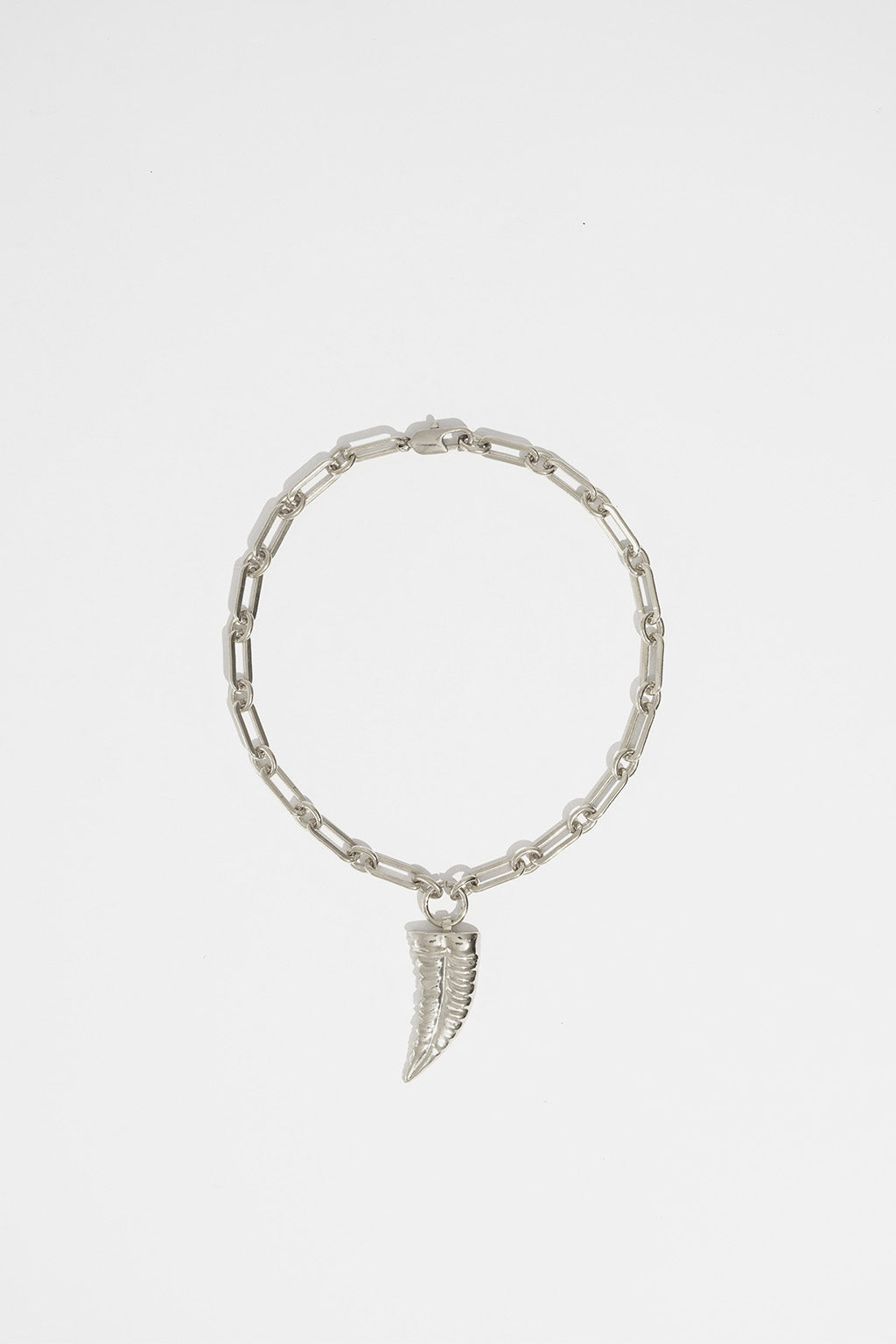 Collar Cuerno de Metal con Cadena